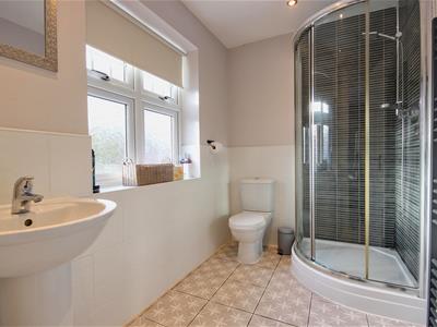 ENSUITE SHOWER ROOM